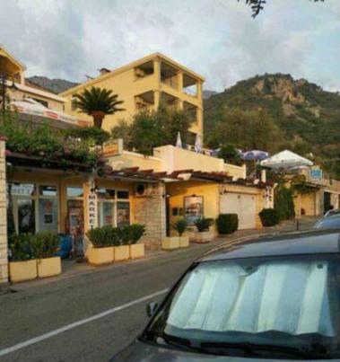 Bmv Room For 2-3 Persons Sveti Stefan Luaran gambar