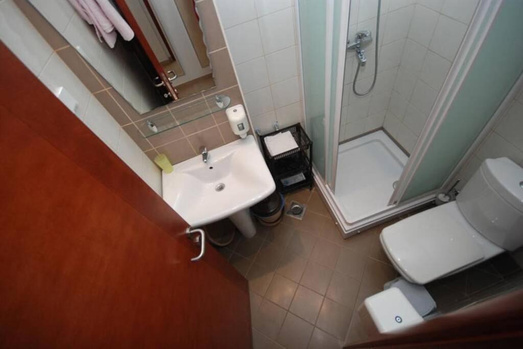 Bmv Room For 2-3 Persons Sveti Stefan Luaran gambar